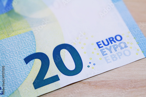 20 euro banknote new design 2015 photo