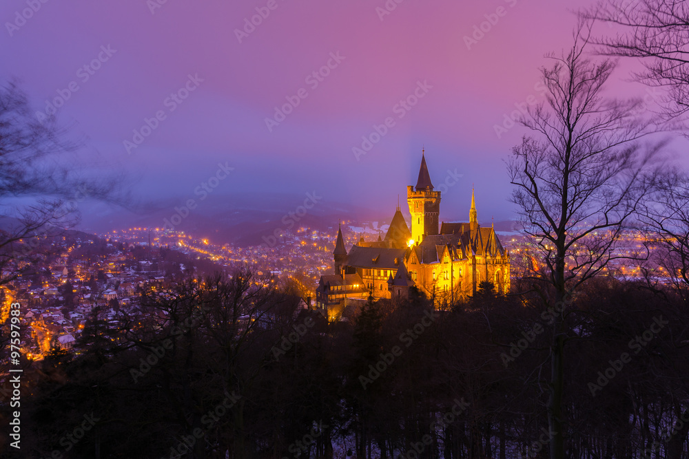 Fototapeta premium Schloss in Wernigerode am Abend