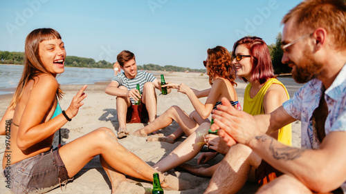 Hipster Friends At The Beach © Dangubic
