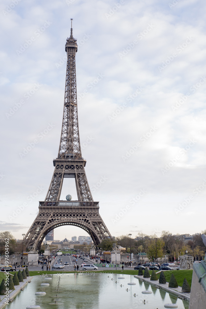 In love in Eiffel