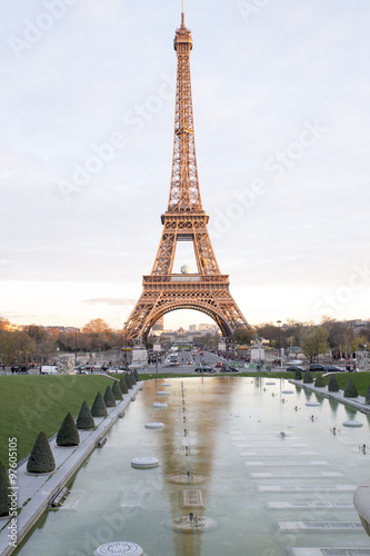 Eiffel Tower © lucid_dream