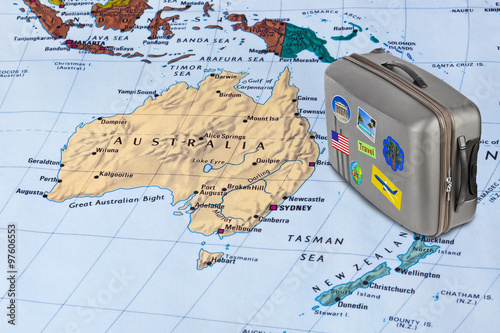 Foto Australia map and travel case with stickers (my photos)