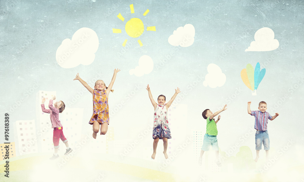 Fototapeta premium Playful children catch balloons