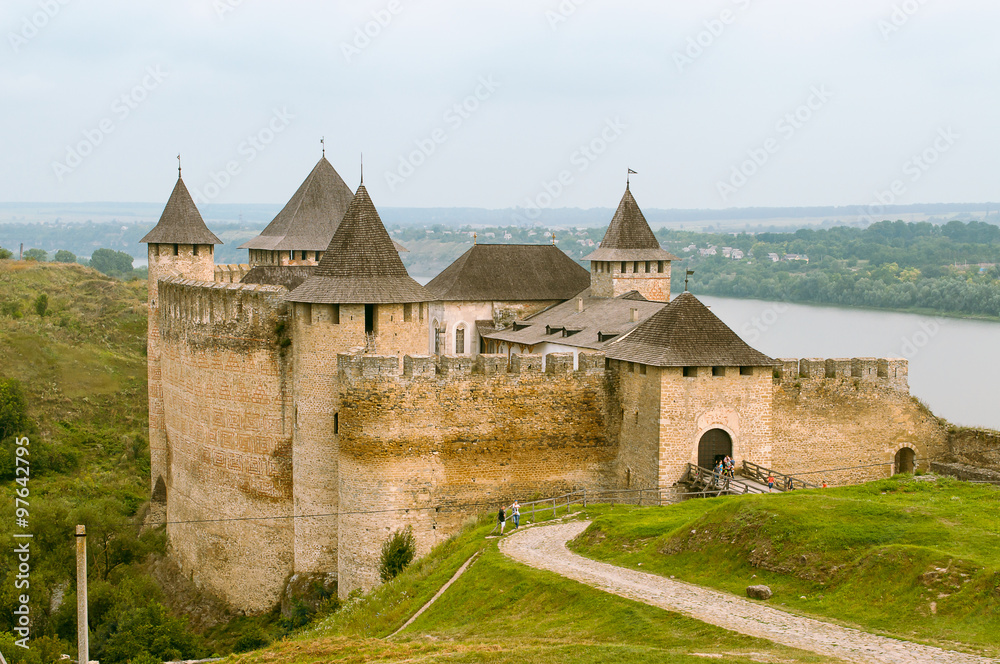 Naklejka premium Hotinskaya fortress - impregnable stronghold on the Dniester.