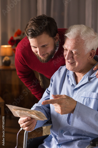 Tableau sur toile Man spending time with grandchild