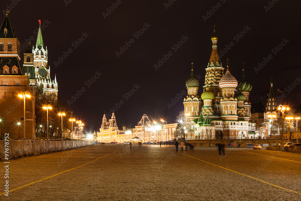 Vasilevsky Descent of Red Square in night
