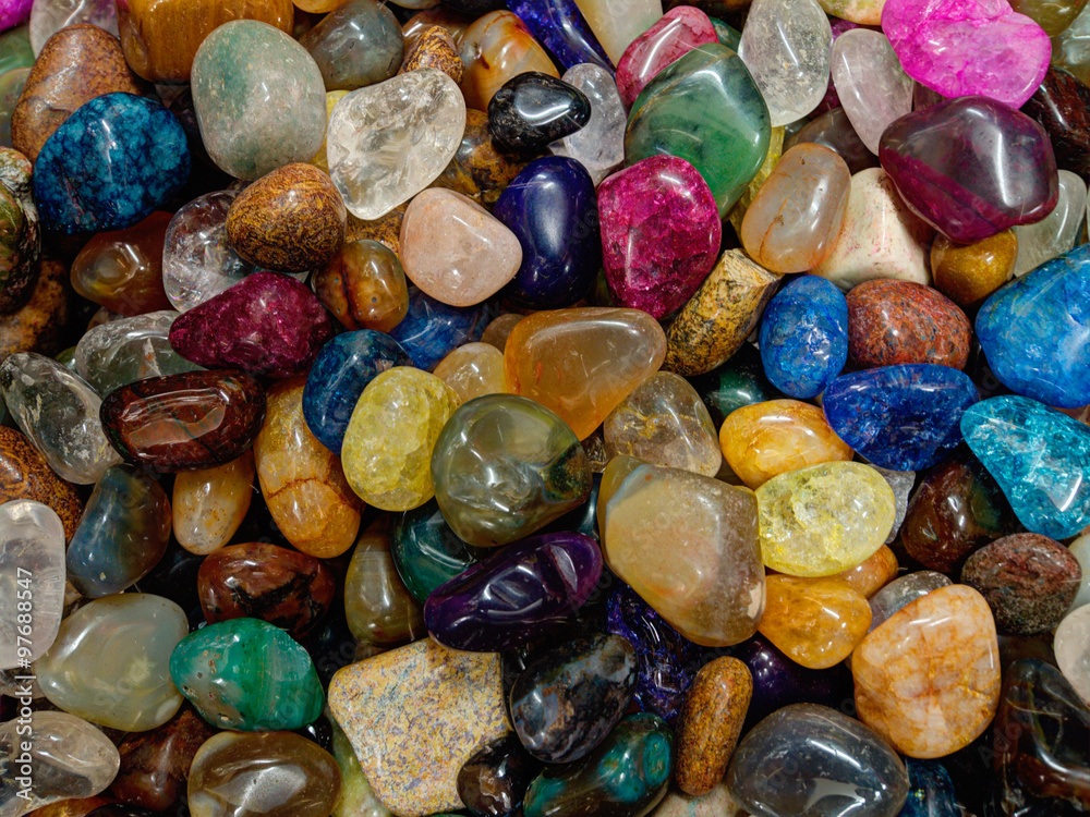 Assorted polished stones, gemstones - agate, quartz, malachite etc Assorted polished stones, gemstones - agate, quartz, malachite etc