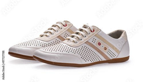 Men's summer white elegant leather shoes