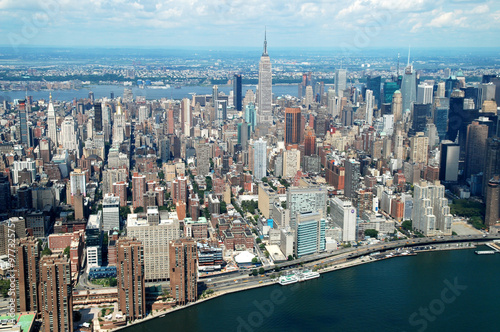 Blick vom Helikopter auf Midtown Manhattan, New York City