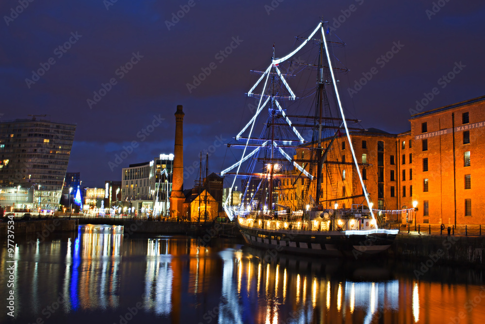 Fototapeta premium View of Liverpool's Historic Waterfront Taken From Albert Dock