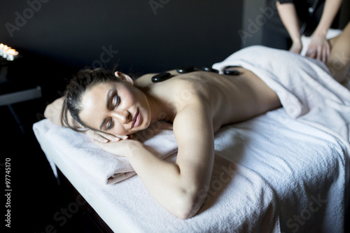 Young woman having a hot st...