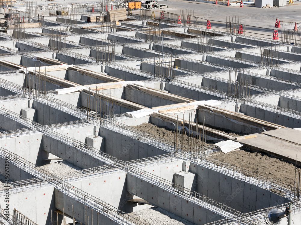 Fototapeta premium 大規模建設現場 基礎 躯体 構造 鉄筋 設計