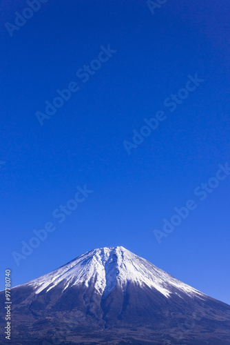 青空と富士山 © san724