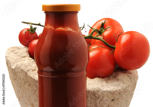 Տոմատի սոուս صلصة البندورة Passata di pomodoro Sos pomidorowy Molho de tomate 番茄沙司 トマトソース 토마토 소스 Salsa di pomidori Tomatensauce Solanum lycopersicum Pummarola