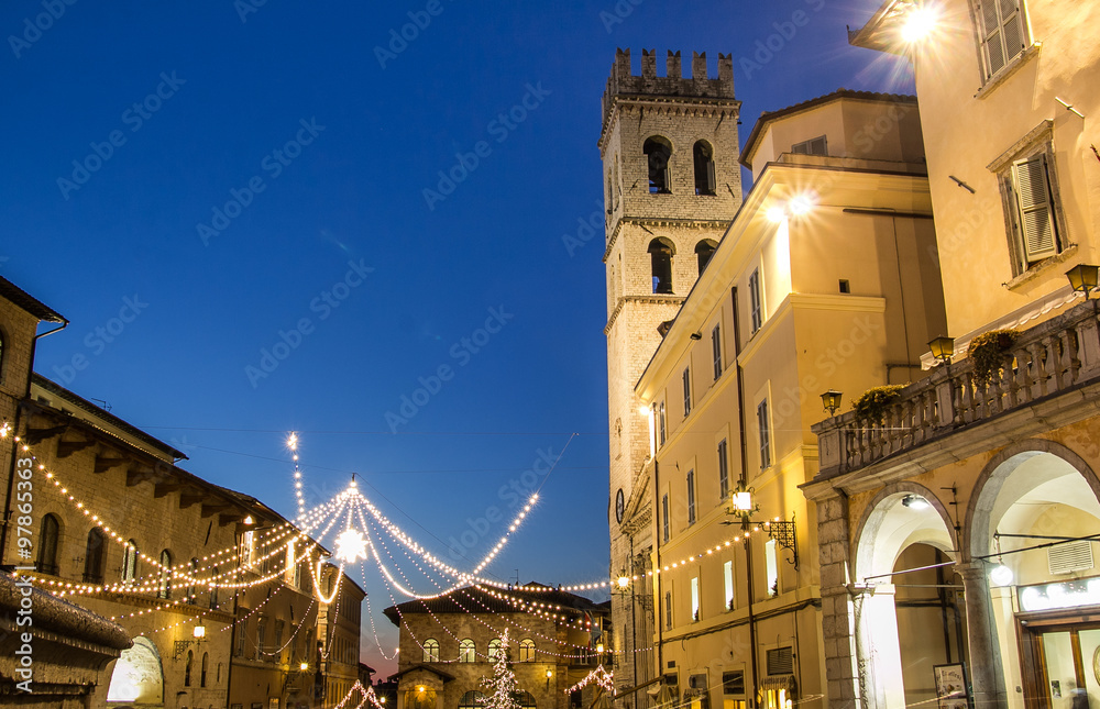 Natale in Piazza del Comune, Assisi, Umbria, Italia