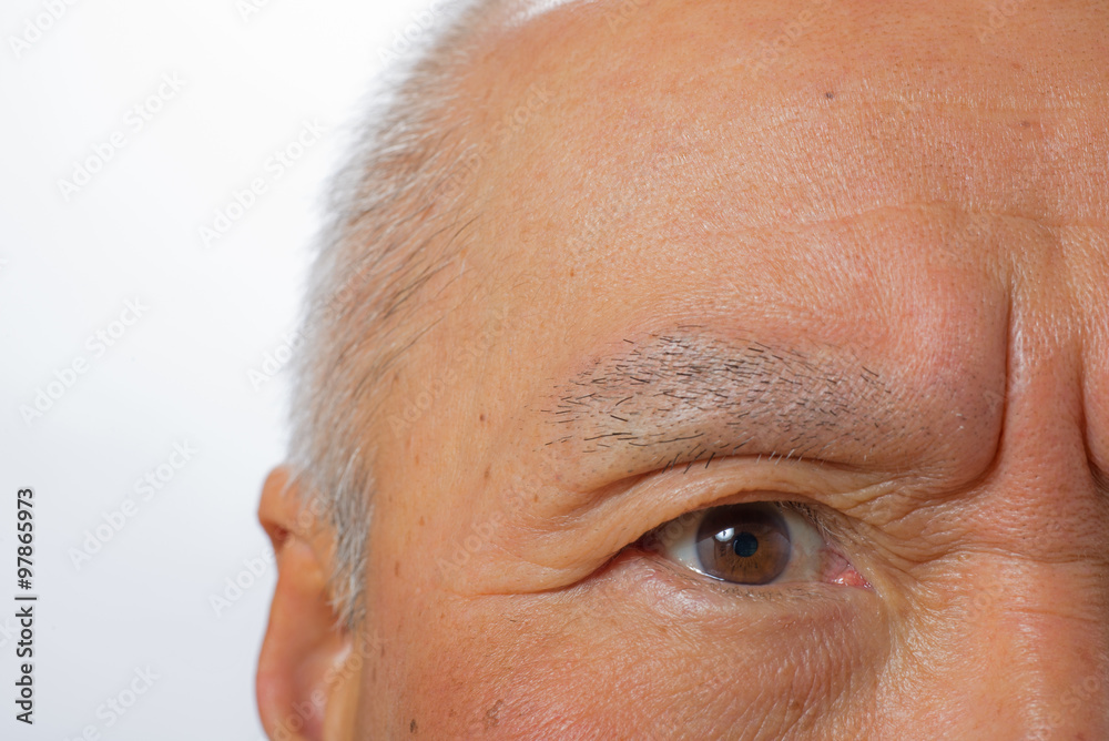 Fototapeta premium 日本人シニアの顔のアップ