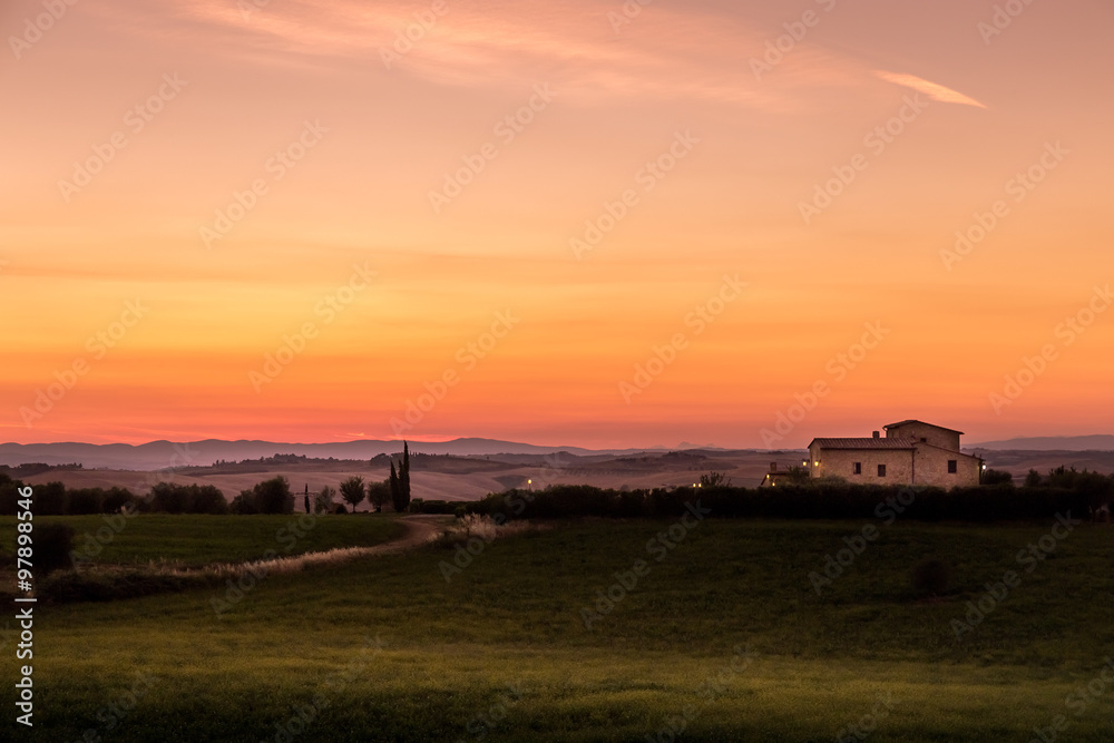 Fototapeta premium Amazing sunset in Tuscany