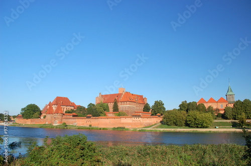 Fototapeta Naklejka Na Ścianę i Meble -  Przepiękny widok zamku w Malborku w Polsce