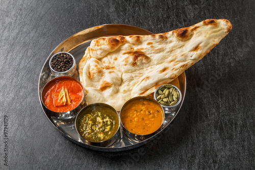 インドカレーとナン　 Indian curry& naan