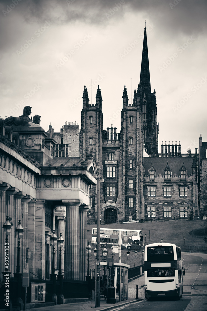 Fototapeta premium Edinburgh city street