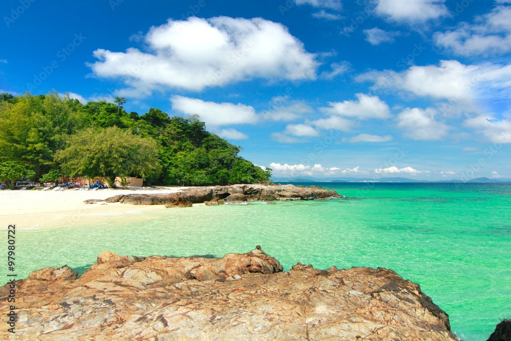 Obraz premium Paradise beach in Koh maiton island , phuket ,Thailand