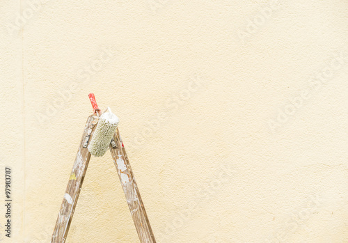 Malerarbeiten Wand Leiter Neu Streichen © vulcanus