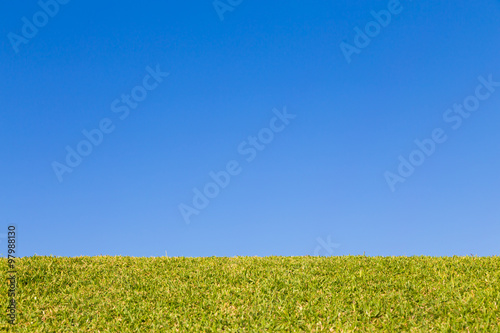 青空と芝生背景素材stock Photo Adobe Stock 青空と芝生背景素材stock Photo Adobe Stock