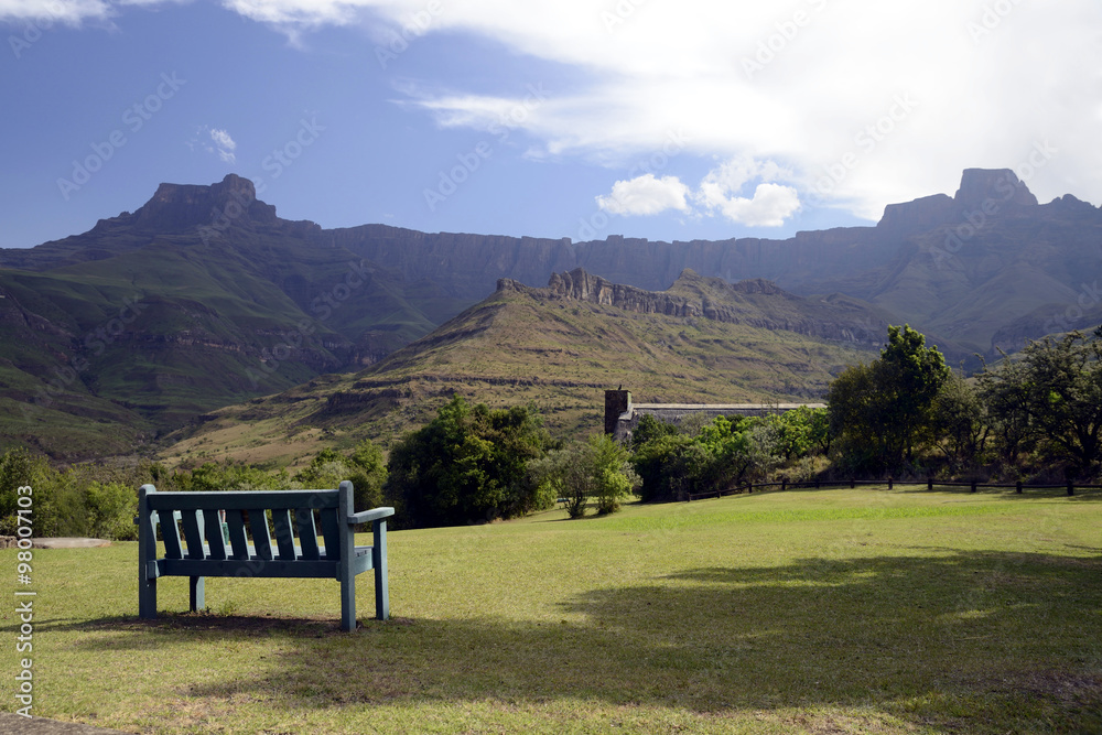 Amphitheatre, Royal Natal National Park, South Africa Amphitheatre, Royal Natal National Park, South Africa
