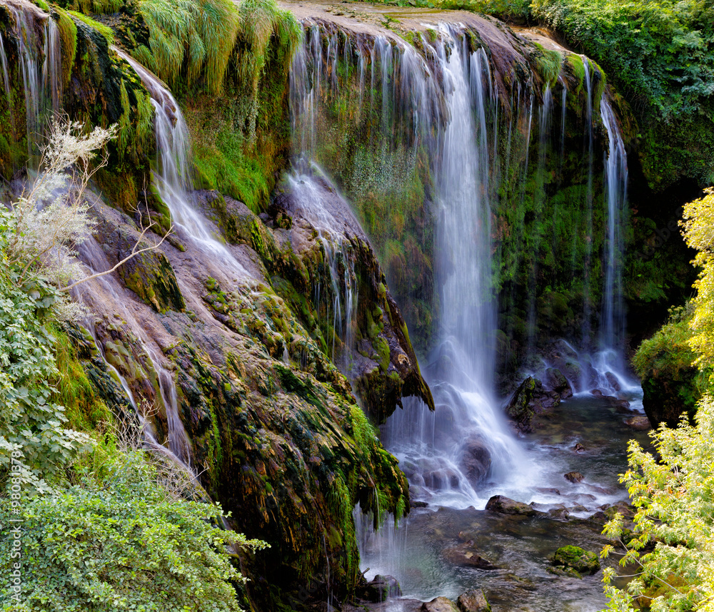 Fototapeta premium Cascata Delle Marmore waterfalls in Terni, Umbria, Italy