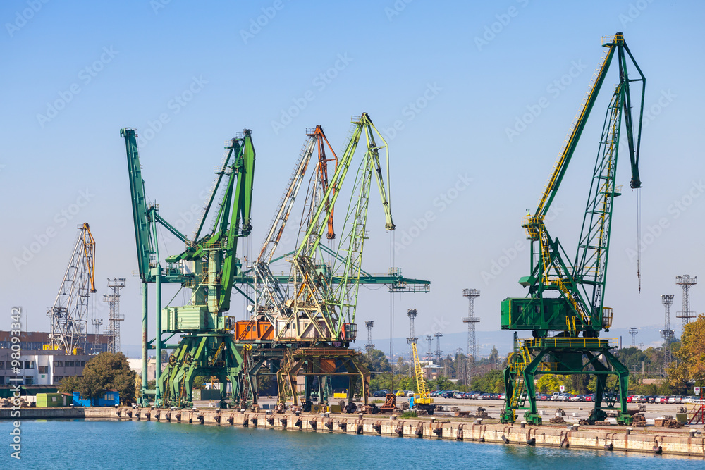 Obraz premium Cargo cranes, port of Varna, Bulgaria