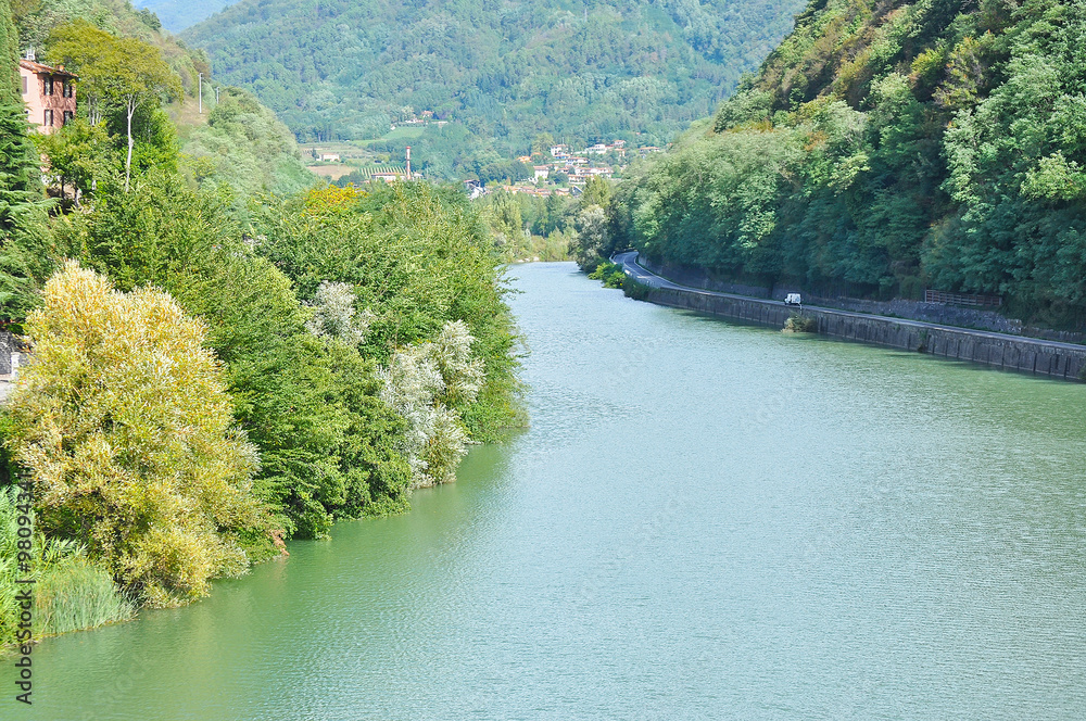 Obraz premium Serchio river
