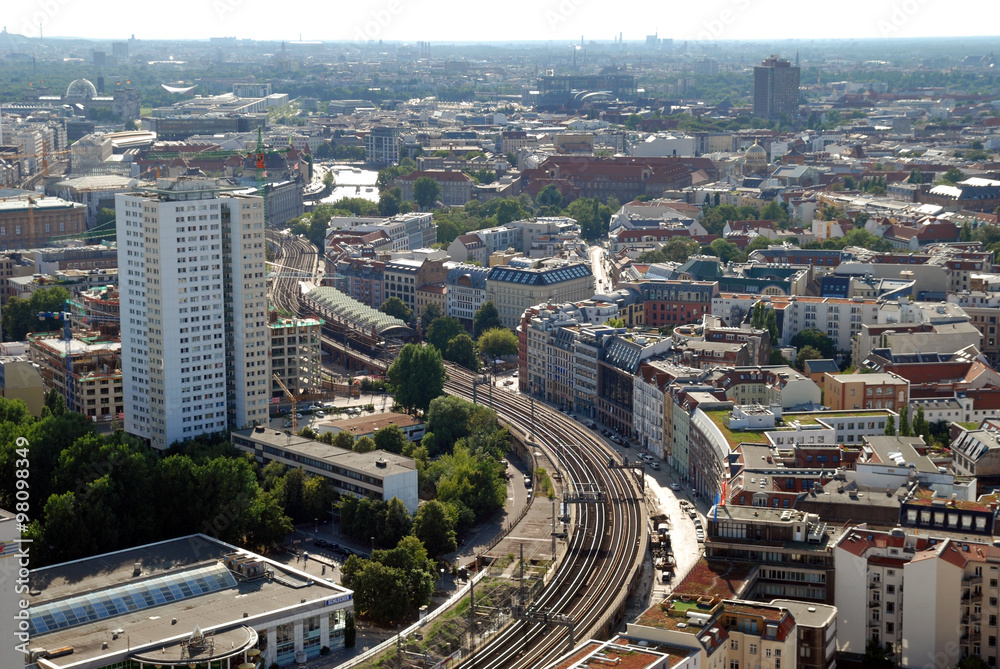 Blick vom Alexanderplatz über Berlin-Mitte