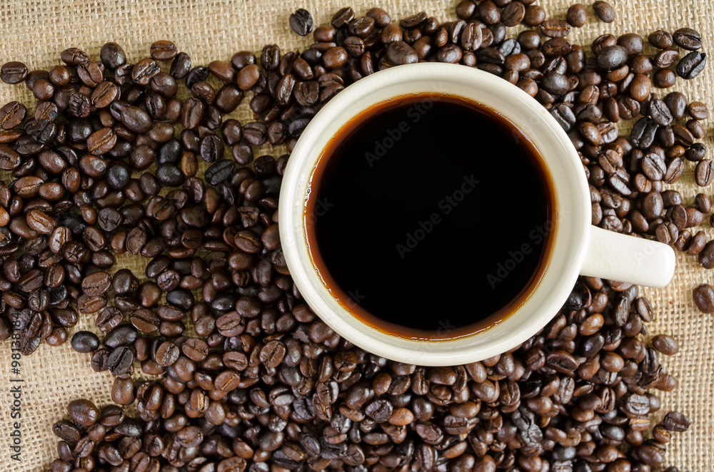 Hot americano and coffee beans Hot americano and coffee beans