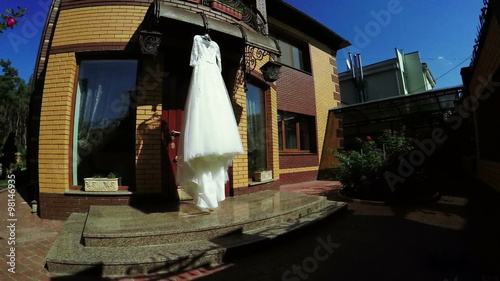 Wallpaper Mural On nature wedding dress Torontodigital.ca