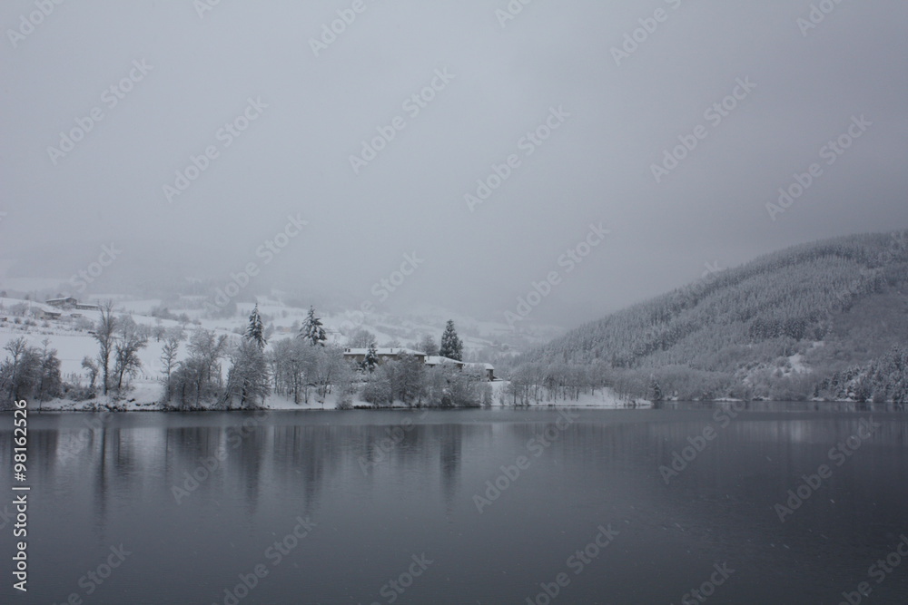 Naklejka premium Paysage d'hiver