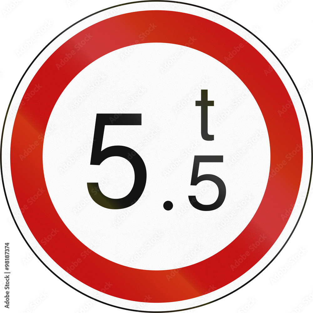 South Korean regulatory road sign - No vehicles over 5.5 tons South Korean regulatory road sign - No vehicles over 5.5 tons