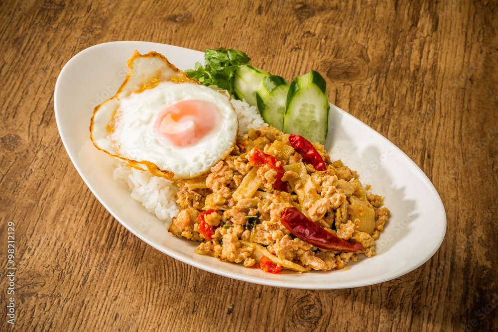 ガパオライス タイのグルメ Phad Bai Gaprao Gai Sap Thai dish ガパオライス タイのグルメ Phad Bai Gaprao Gai Sap Thai dish