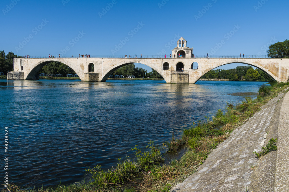 Fototapeta premium France, Pont Saint-Benezet in Avignon