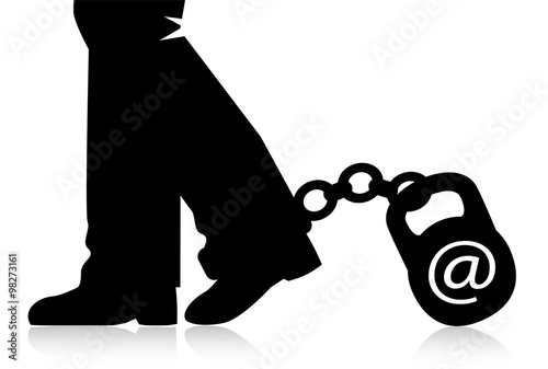 legs go to the foot of the chain fastened with weights. Kettlebell symbolizes online relationship