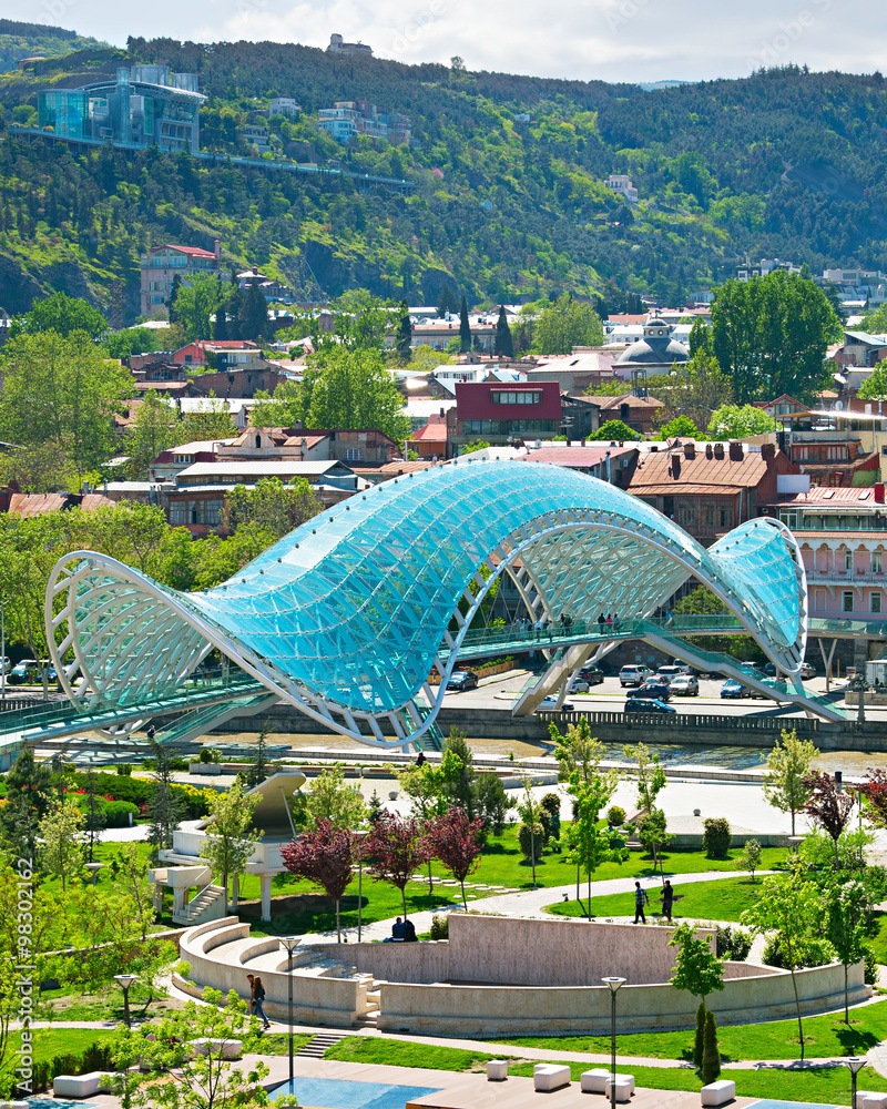 Fototapeta premium Famous Peace Bridge, Tbilisi, Georgia