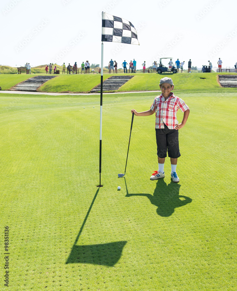 Obraz premium Playing golf at club