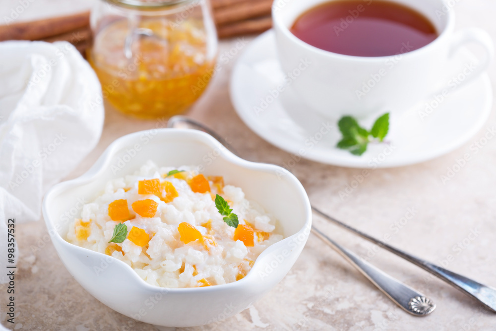 Rice pudding with dried apricots Rice pudding with dried apricots