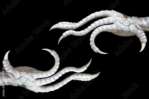 Claws of Dragon