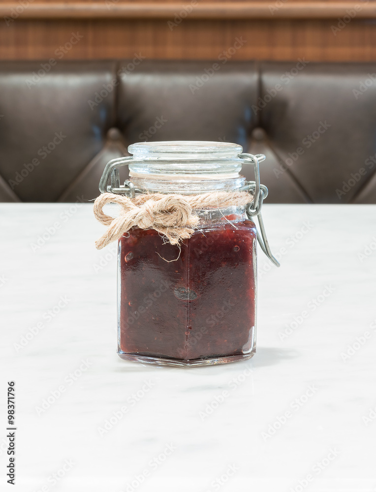 jam Stock-Foto | Adobe Stock