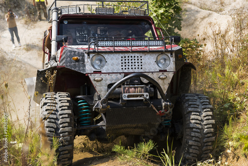 Upgraded off-road vehicle overcomes the track
