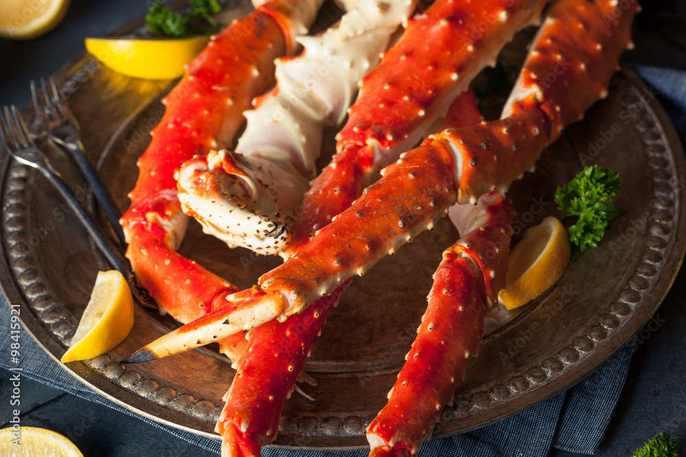 Cooked Organic Alaskan King Crab Legs Cooked Organic Alaskan King Crab Legs