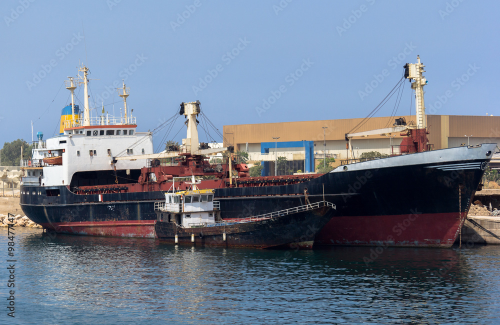 Tanker im Hafen