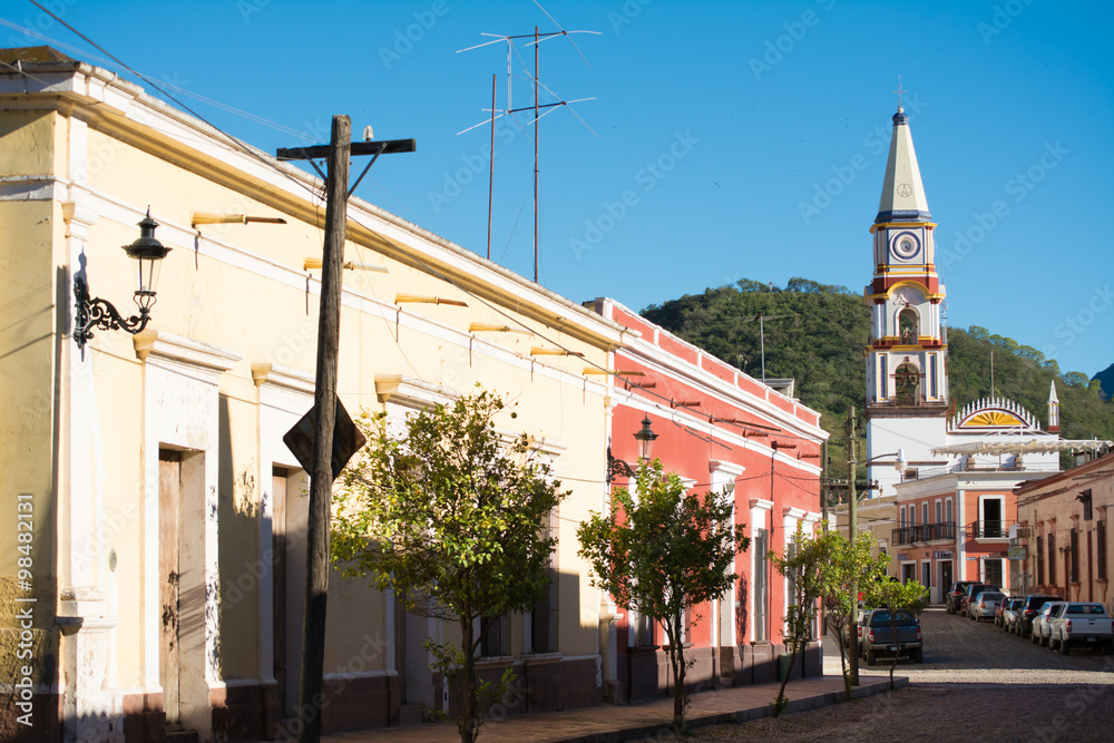 Obraz premium Se observa la catedral de mascota Jalisco.