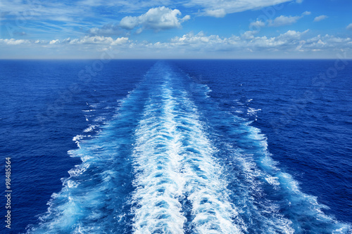 Картината върху платно Ocean Wake from Cruise Ship