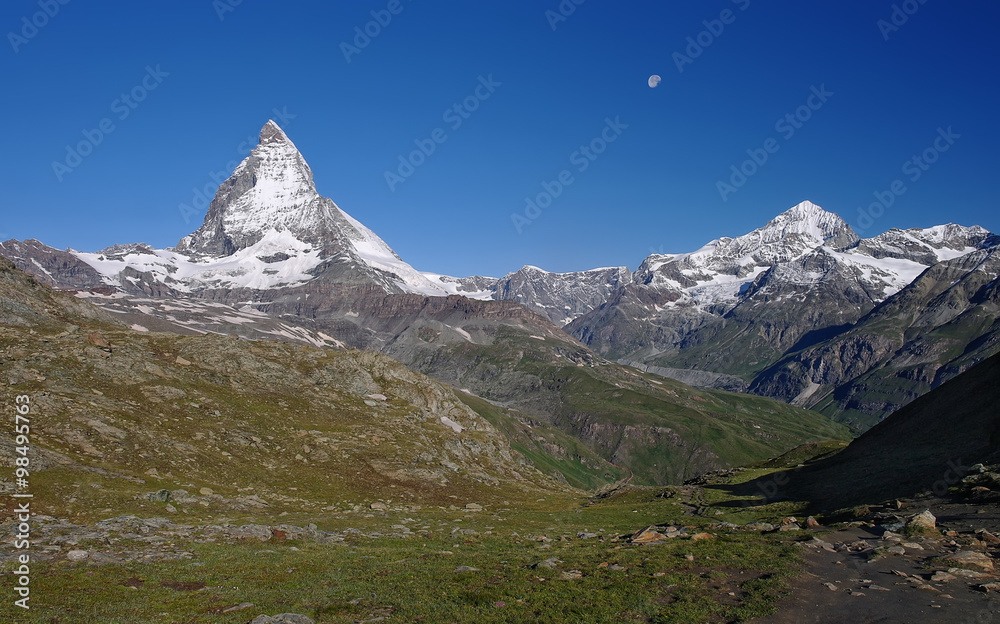 Fototapeta premium Matterhorn view at sunny day
